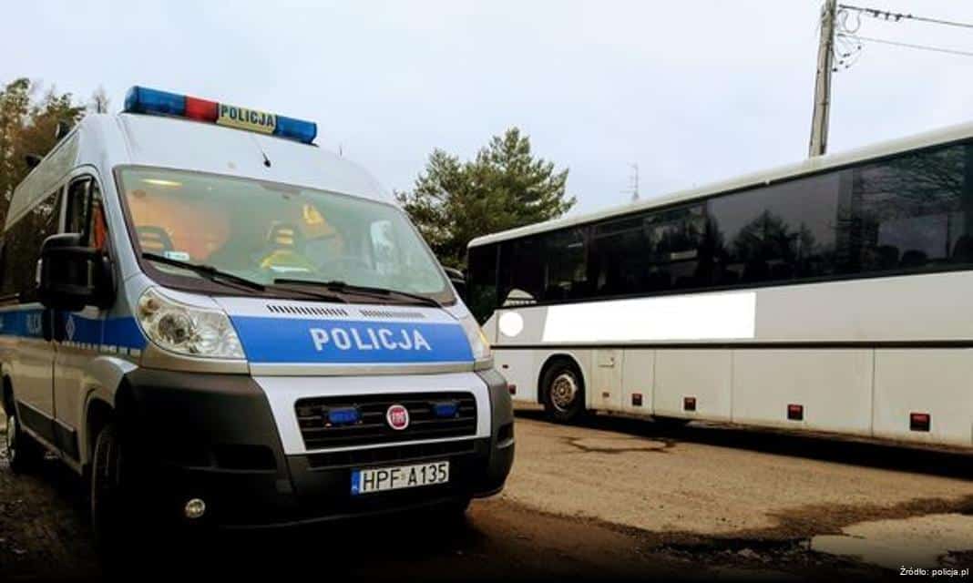 Bezpieczeństwo dzieci na stoku – policjanci edukują najmłodszych